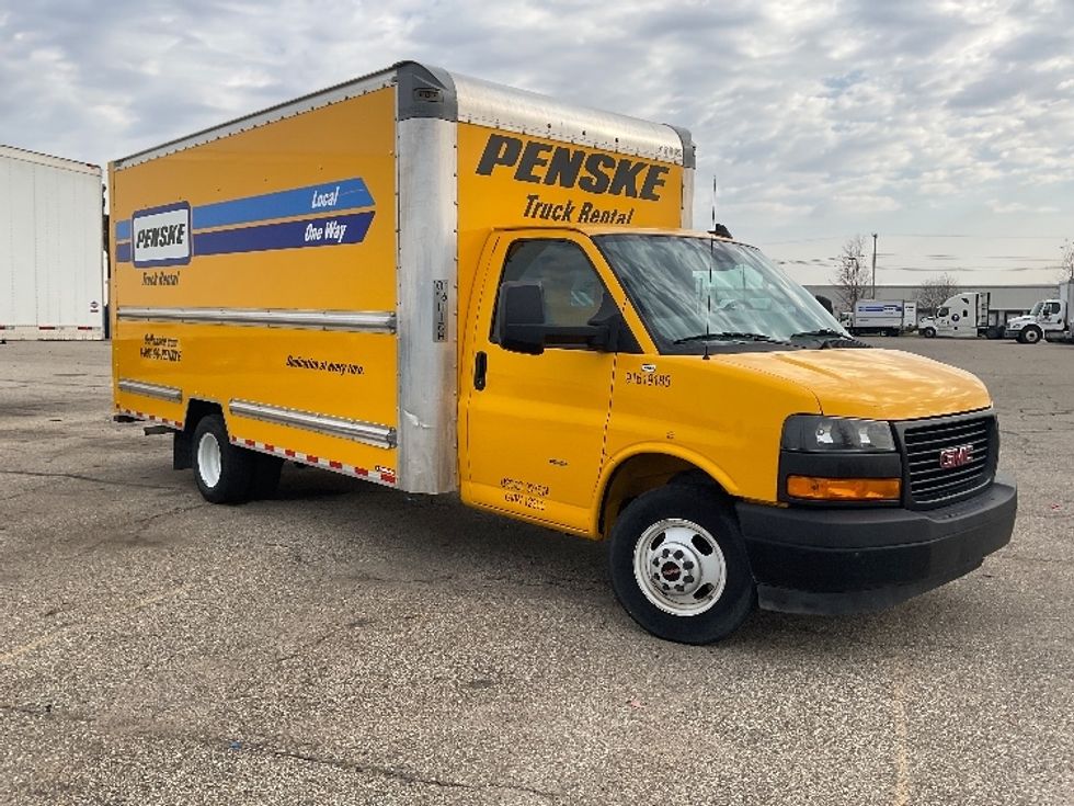 Light Duty Box Truck-Light and Medium Duty Trucks-GMC-2021-Savana G33903-Comstock Park-MI-71,770\n\t\tmiles-$ 28,750 - Image 1