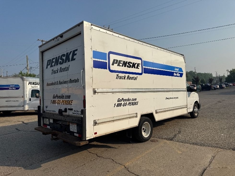 Light Duty Box Truck-Light and Medium Duty Trucks-GMC-2021-Savana G33903-Comstock Park-MI-83,271\n\t\tmiles-$ 31,000 - Image 10