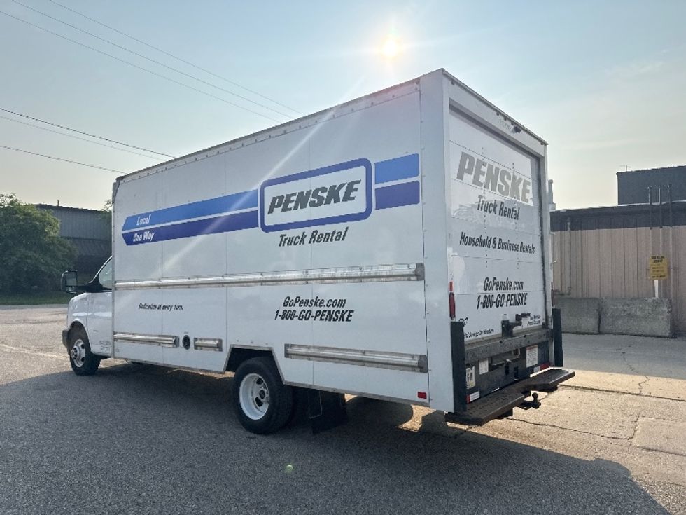 Light Duty Box Truck-Light and Medium Duty Trucks-GMC-2021-Savana G33903-Comstock Park-MI-83,271\n\t\tmiles-$ 31,000 - Image 5