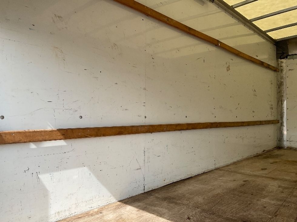 Light Duty Box Truck-Light and Medium Duty Trucks-GMC-2021-Savana G33903-Comstock Park-MI-90,037\n\t\tmiles-$ 30,500 - Image 10