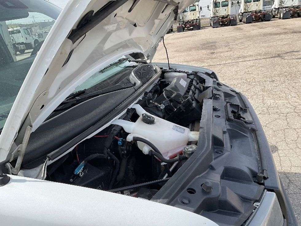 Light Duty Box Truck-Light and Medium Duty Trucks-GMC-2021-Savana G33903-Comstock Park-MI-90,037\n\t\tmiles-$ 30,500 - Image 22