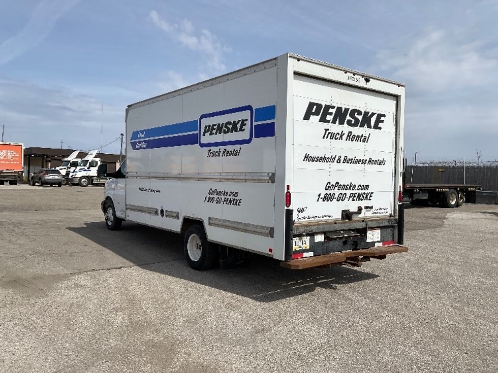 Light Duty Box Truck-Light and Medium Duty Trucks-GMC-2021-Savana G33903-Comstock Park-MI-90,037\n\t\tmiles-$ 30,500 - Image 6