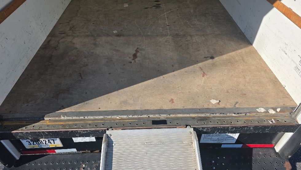 Light Duty Box Truck-Light and Medium Duty Trucks-GMC-2021-Savana G33903-Concord-NC-108,672\n\t\tmiles-$ 30,250 - Image 10