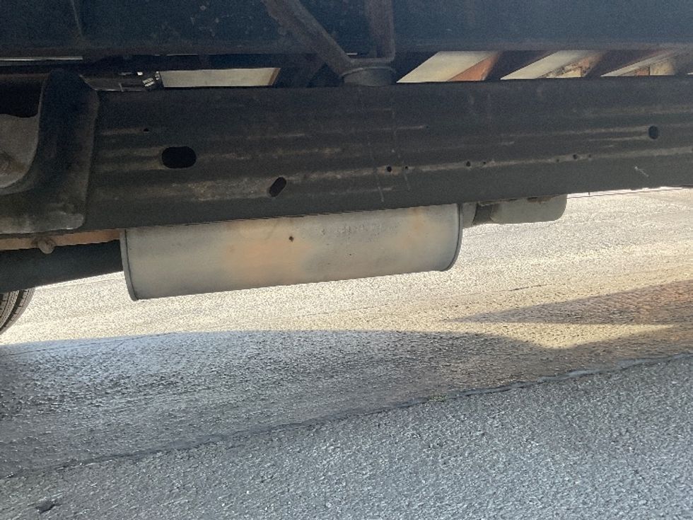 Light Duty Box Truck-Light and Medium Duty Trucks-GMC-2021-Savana G33903-Concord-NC-87,392\n\t\tmiles-$ 32,750 - Image 14