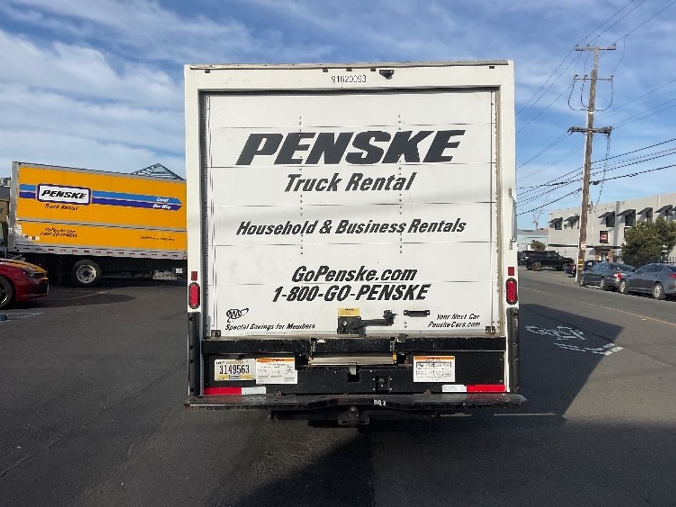 Light Duty Box Truck-Light and Medium Duty Trucks-GMC-2021-Savana G33903-Concord-NC-87,392\n\t\tmiles-$ 32,750 - Image 7