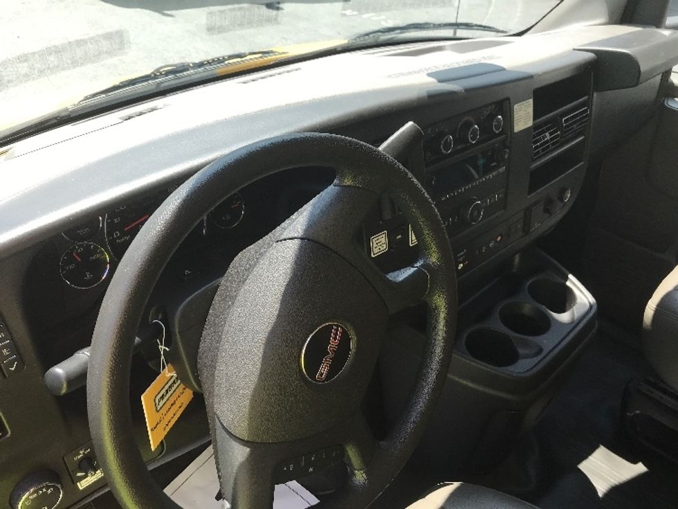 Light Duty Box Truck-Light and Medium Duty Trucks-GMC-2021-Savana G33903-Conover-NC-109,019\n\t\tmiles-$ 23,000 - Image 17