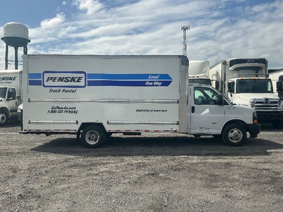 Light Duty Box Truck-Light and Medium Duty Trucks-GMC-2021-Savana G33903-Conway-SC-114,736\n\t\tmiles-$ 28,000 - Image 15
