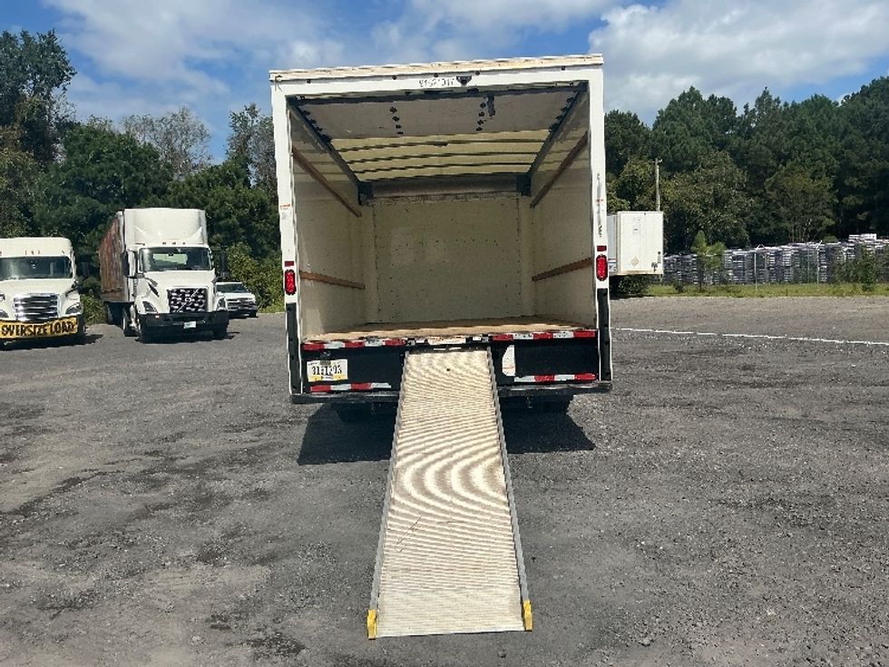 Light Duty Box Truck-Light and Medium Duty Trucks-GMC-2021-Savana G33903-Conway-SC-114,736\n\t\tmiles-$ 28,000 - Image 9