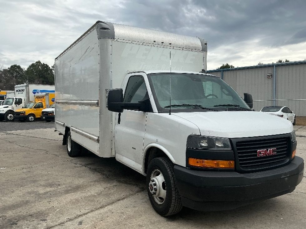 Light Duty Box Truck-Light and Medium Duty Trucks-GMC-2021-Savana G33903-Conway-SC-114,769\n\t\tmiles-$ 29,500 - Image 1