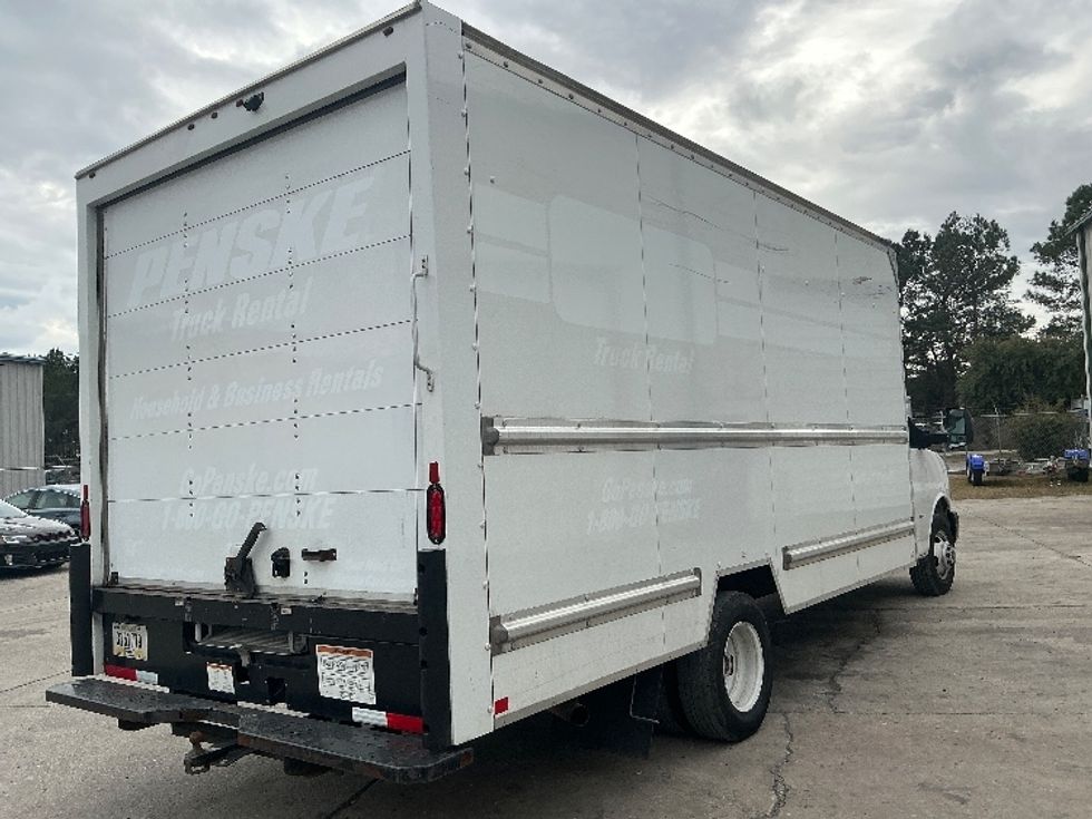Light Duty Box Truck-Light and Medium Duty Trucks-GMC-2021-Savana G33903-Conway-SC-114,769\n\t\tmiles-$ 29,500 - Image 13