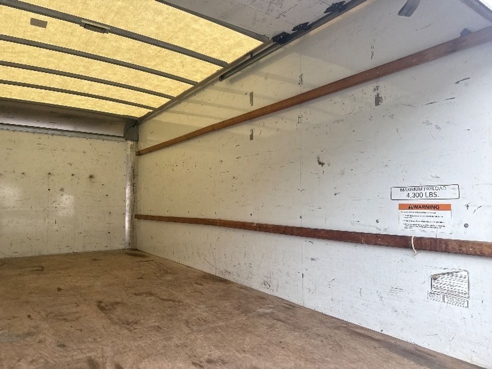 Light Duty Box Truck-Light and Medium Duty Trucks-GMC-2021-Savana G33903-Conyers-GA-116,235\n\t\tmiles-$ 25,750 - Image 12