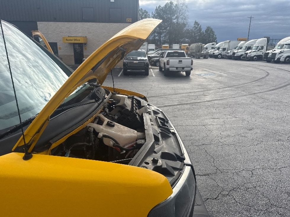 Light Duty Box Truck-Light and Medium Duty Trucks-GMC-2021-Savana G33903-Conyers-GA-116,235\n\t\tmiles-$ 25,750 - Image 23