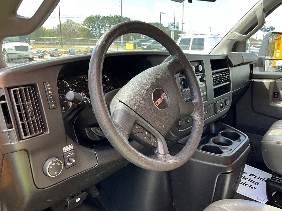 Light Duty Box Truck-Light and Medium Duty Trucks-GMC-2021-Savana G33903-Conyers-GA-68,663\n\t\tmiles-$ 30,750 - Image 17