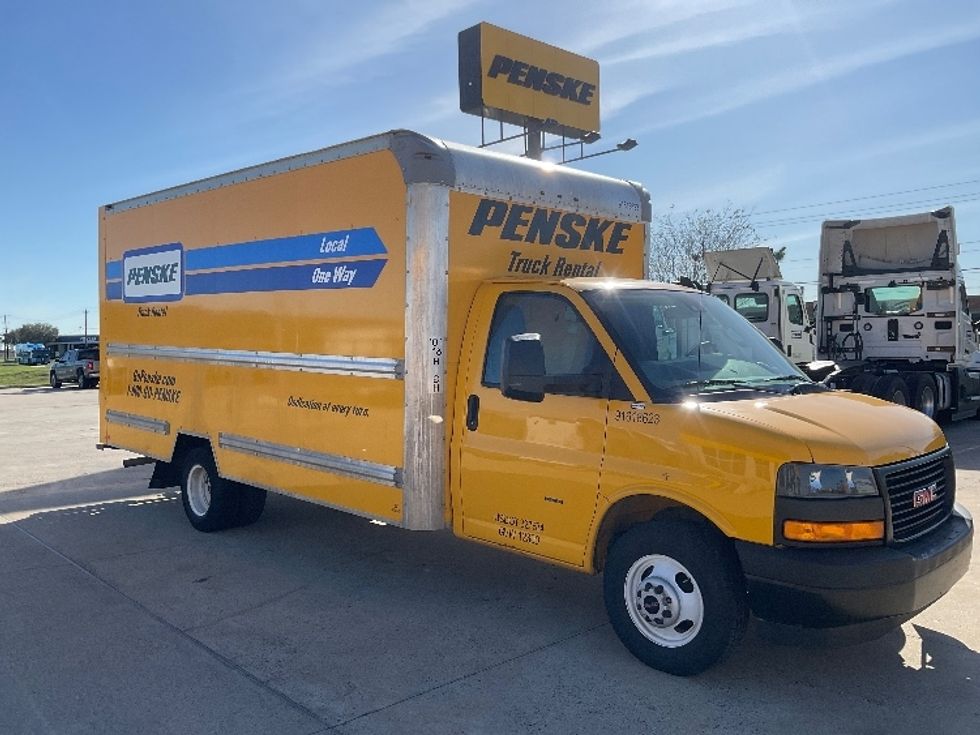 Light Duty Box Truck-Light and Medium Duty Trucks-GMC-2021-Savana G33903-Corpus Christi-TX-122,383\n\t\tmiles-$ 23,750 - Image 1
