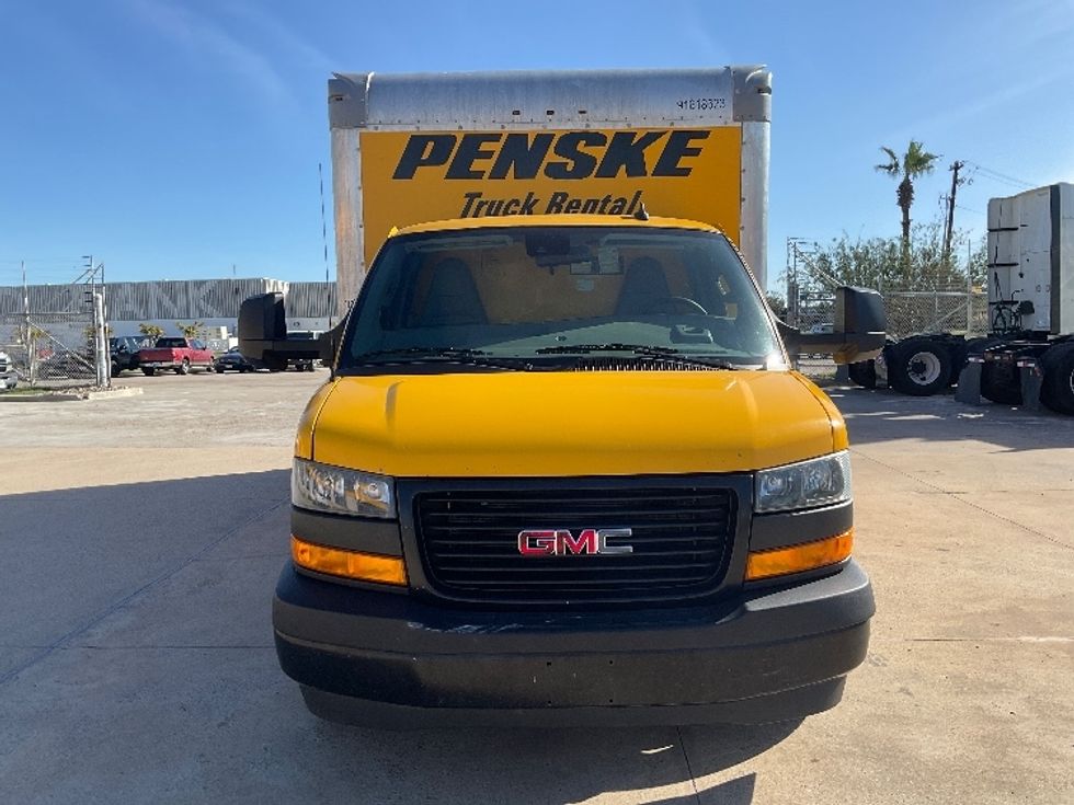Light Duty Box Truck-Light and Medium Duty Trucks-GMC-2021-Savana G33903-Corpus Christi-TX-122,383\n\t\tmiles-$ 23,750 - Image 2