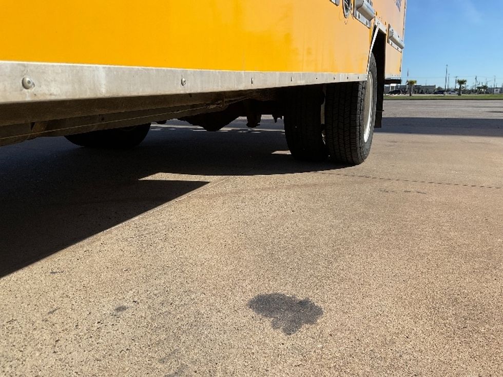 Light Duty Box Truck-Light and Medium Duty Trucks-GMC-2021-Savana G33903-Corpus Christi-TX-122,383\n\t\tmiles-$ 23,750 - Image 5