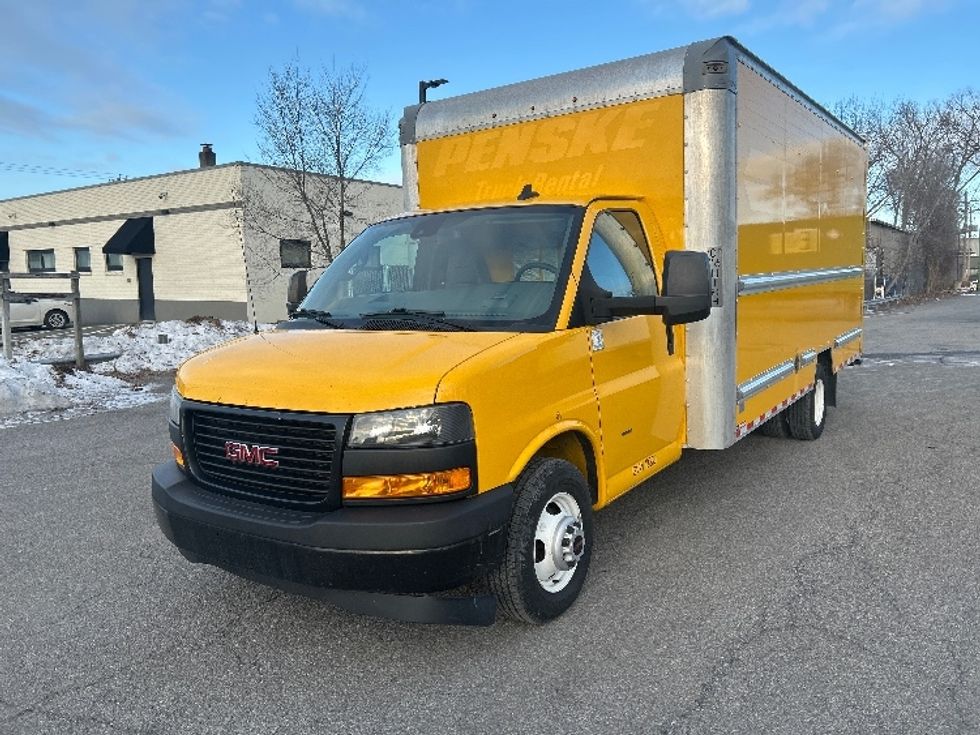 Light Duty Box Truck-Light and Medium Duty Trucks-GMC-2021-Savana G33903-Coxsackie-NY-115,831\n\t\tmiles-$ 23,250 - Image 3