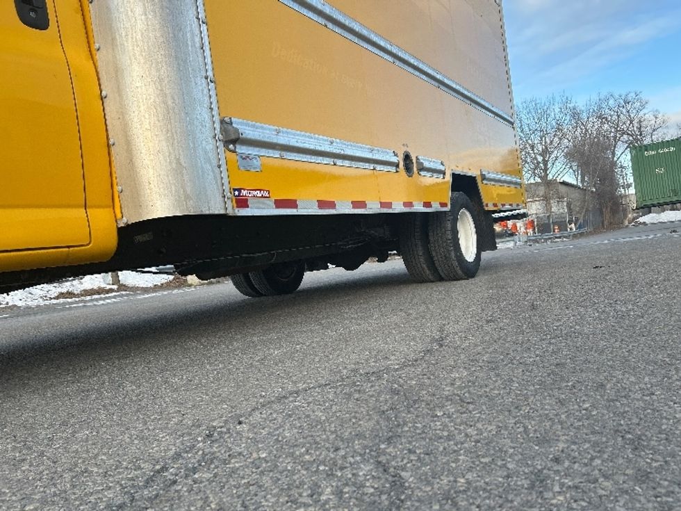 Light Duty Box Truck-Light and Medium Duty Trucks-GMC-2021-Savana G33903-Coxsackie-NY-115,831\n\t\tmiles-$ 23,250 - Image 5