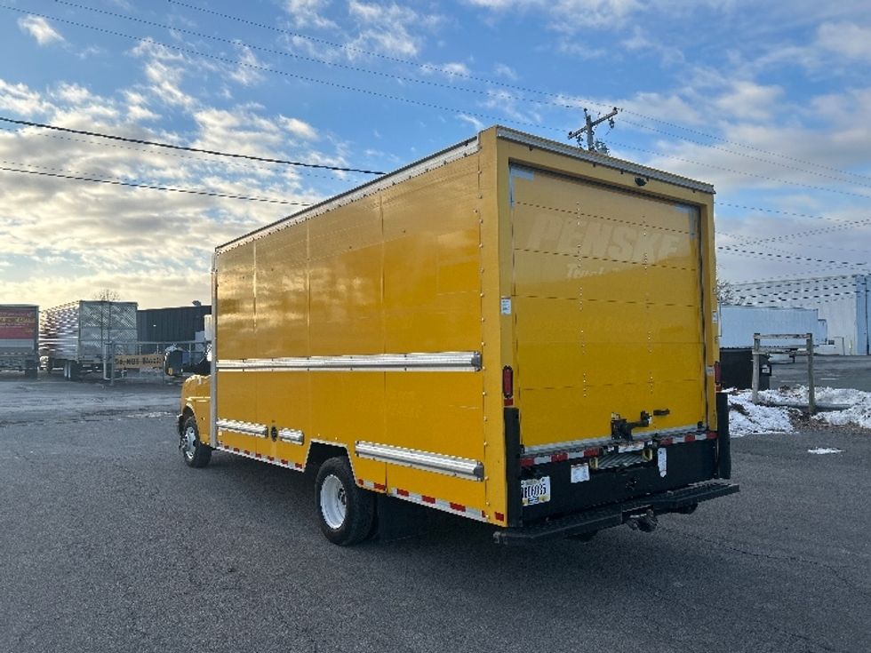Light Duty Box Truck-Light and Medium Duty Trucks-GMC-2021-Savana G33903-Coxsackie-NY-115,831\n\t\tmiles-$ 23,250 - Image 6