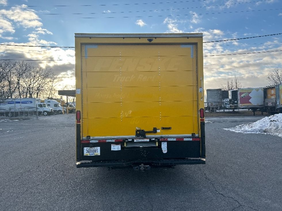 Light Duty Box Truck-Light and Medium Duty Trucks-GMC-2021-Savana G33903-Coxsackie-NY-115,831\n\t\tmiles-$ 23,250 - Image 7