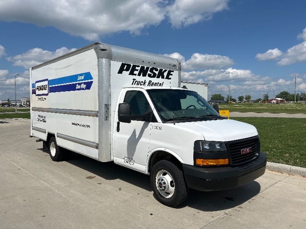 Light Duty Box Truck-Light and Medium Duty Trucks-GMC-2021-Savana G33903-Cross Lanes-WV-83,844\n\t\tmiles-$ 30,750 - Image 1