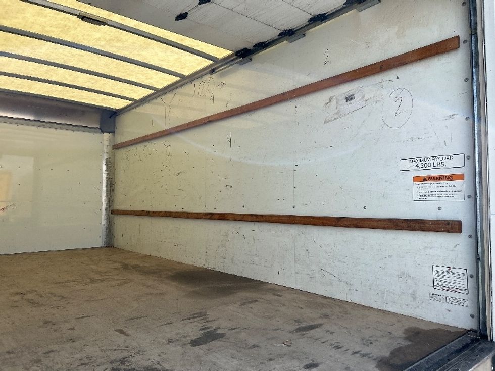 Light Duty Box Truck-Light and Medium Duty Trucks-GMC-2021-Savana G33903-Cross Lanes-WV-83,844\n\t\tmiles-$ 30,750 - Image 11