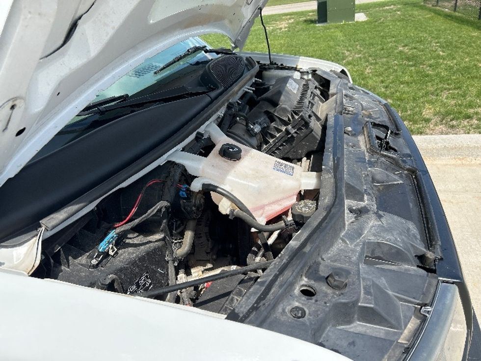 Light Duty Box Truck-Light and Medium Duty Trucks-GMC-2021-Savana G33903-Cross Lanes-WV-83,844\n\t\tmiles-$ 30,750 - Image 21