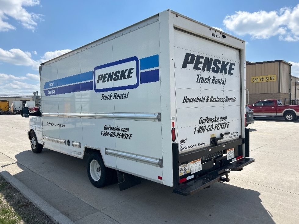 Light Duty Box Truck-Light and Medium Duty Trucks-GMC-2021-Savana G33903-Cross Lanes-WV-83,844\n\t\tmiles-$ 30,750 - Image 5