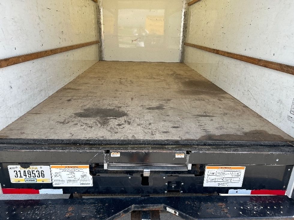 Light Duty Box Truck-Light and Medium Duty Trucks-GMC-2021-Savana G33903-Cross Lanes-WV-83,844\n\t\tmiles-$ 30,750 - Image 9