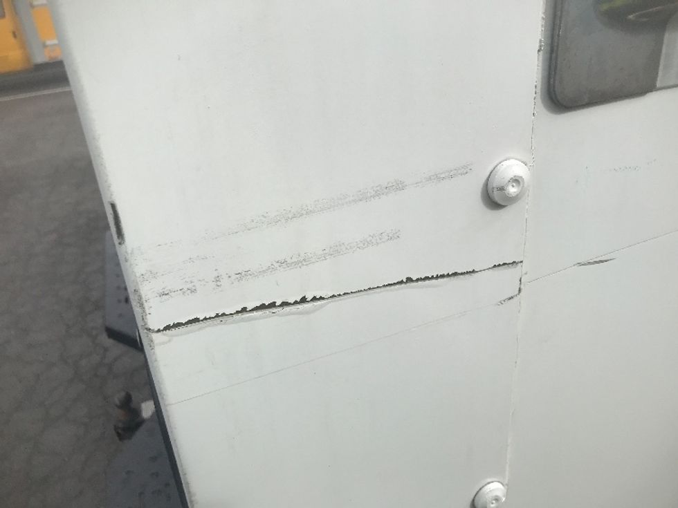 Light Duty Box Truck-Light and Medium Duty Trucks-GMC-2021-Savana G33903-Cumberland-MD-76,396\n\t\tmiles-$ 32,000 - Image 25