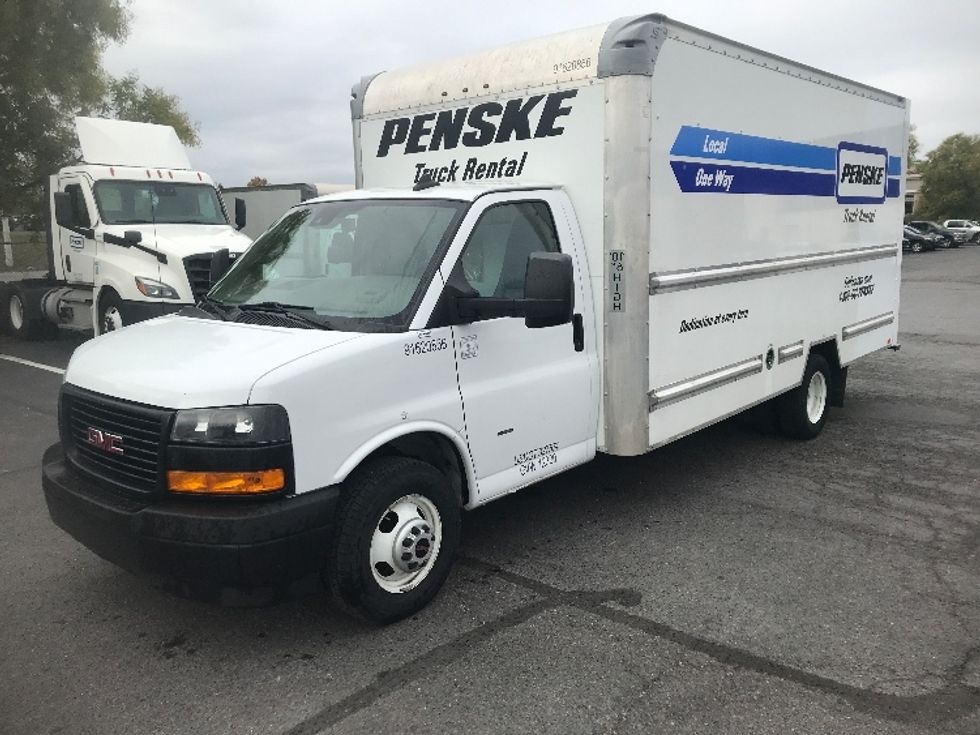 Light Duty Box Truck-Light and Medium Duty Trucks-GMC-2021-Savana G33903-Cumberland-MD-76,396\n\t\tmiles-$ 32,000 - Image 3