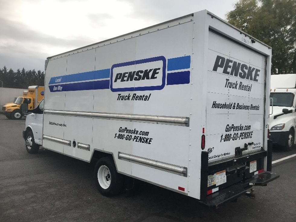 Light Duty Box Truck-Light and Medium Duty Trucks-GMC-2021-Savana G33903-Cumberland-MD-76,396\n\t\tmiles-$ 32,000 - Image 6