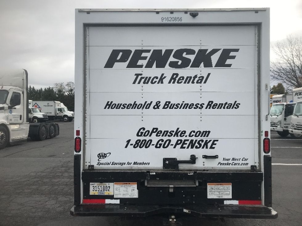 Light Duty Box Truck-Light and Medium Duty Trucks-GMC-2021-Savana G33903-Cumberland-MD-76,396\n\t\tmiles-$ 32,000 - Image 7