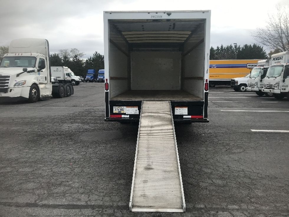 Light Duty Box Truck-Light and Medium Duty Trucks-GMC-2021-Savana G33903-Cumberland-MD-76,396\n\t\tmiles-$ 32,000 - Image 9