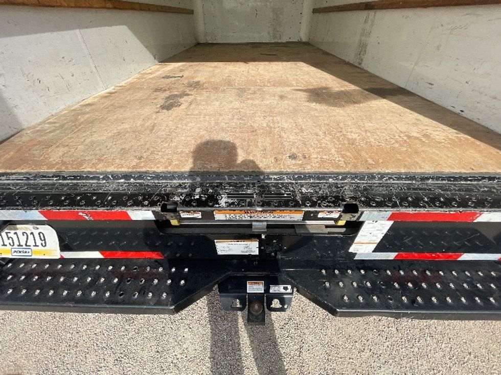 Light Duty Box Truck-Light and Medium Duty Trucks-GMC-2021-Savana G33903-Dallas-TX-106,105\n\t\tmiles-$ 28,750 - Image 10