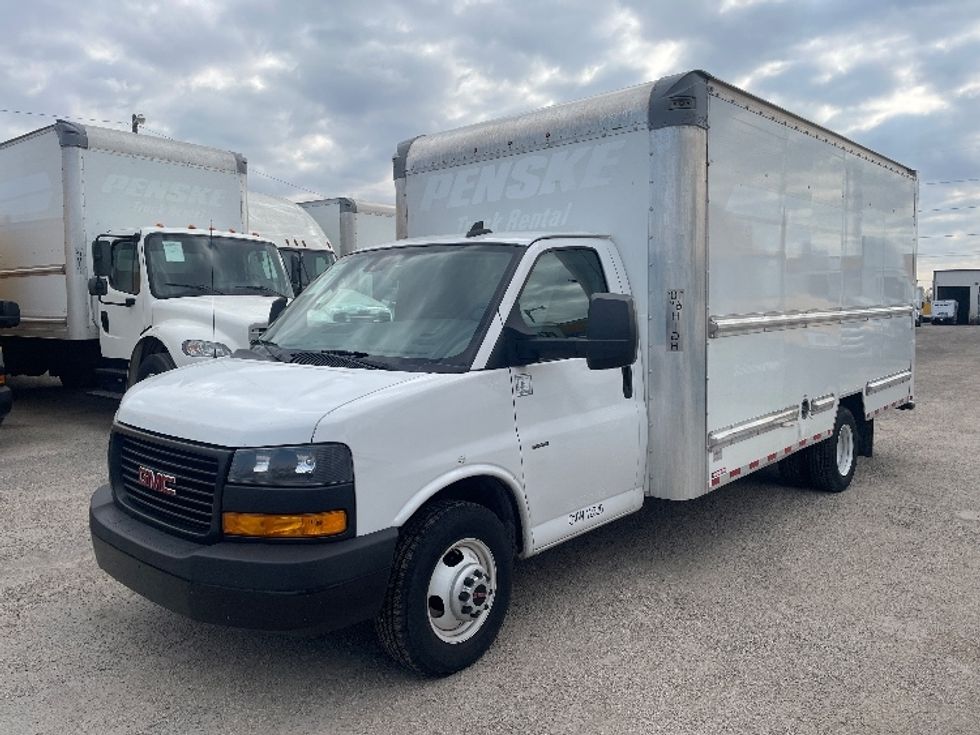 Light Duty Box Truck-Light and Medium Duty Trucks-GMC-2021-Savana G33903-Dallas-TX-106,105\n\t\tmiles-$ 28,750 - Image 3