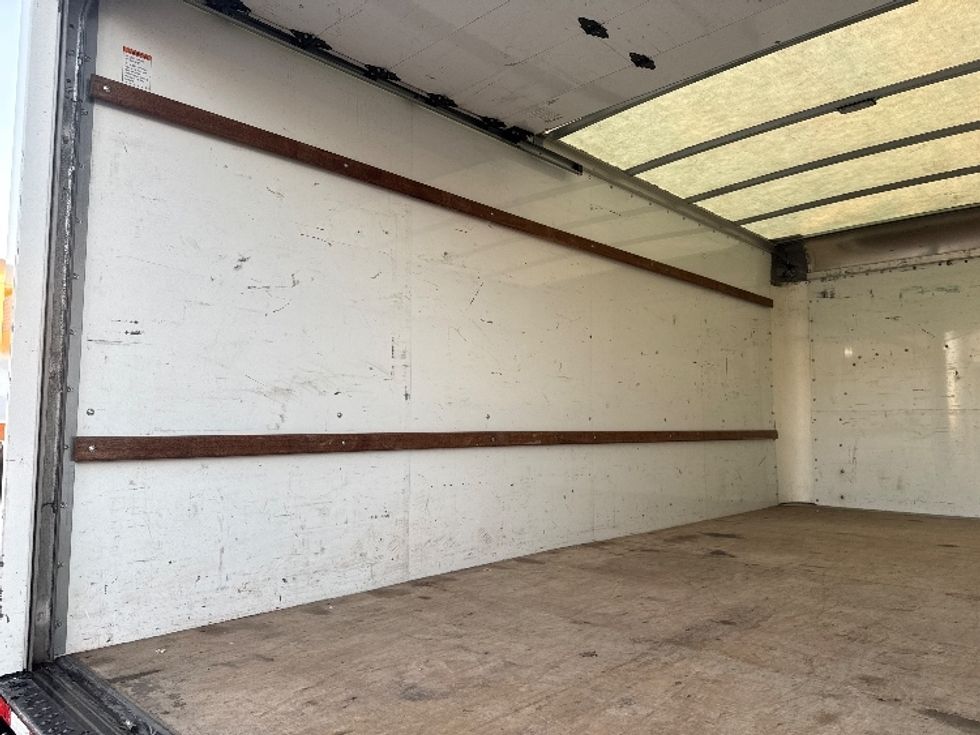 Light Duty Box Truck-Light and Medium Duty Trucks-GMC-2021-Savana G33903-Dallas-TX-117,860\n\t\tmiles-$ 27,250 - Image 10