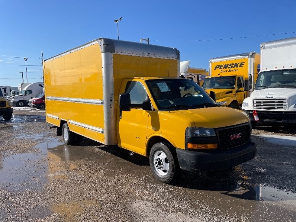 Light Duty Box Truck-Light and Medium Duty Trucks-GMC-2021-Savana G33903-Dallas-TX-141,897\n\t\tmiles-$ 21,250 - Image 1