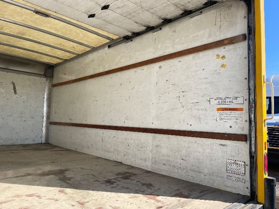 Light Duty Box Truck-Light and Medium Duty Trucks-GMC-2021-Savana G33903-Dallas-TX-141,897\n\t\tmiles-$ 21,250 - Image 12