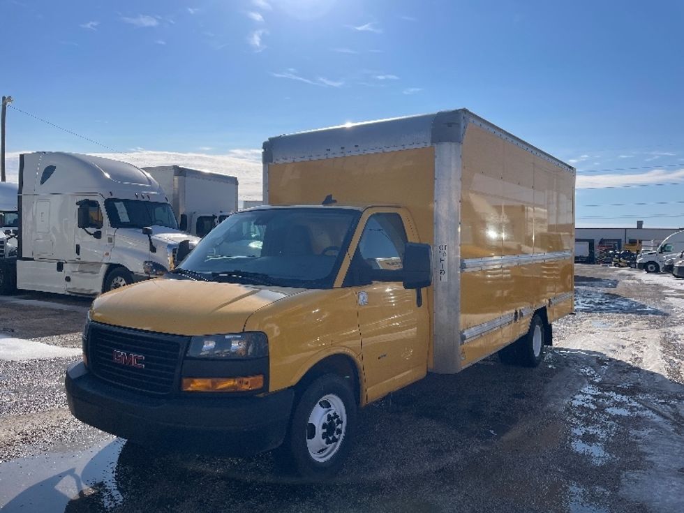 Light Duty Box Truck-Light and Medium Duty Trucks-GMC-2021-Savana G33903-Dallas-TX-141,897\n\t\tmiles-$ 21,250 - Image 3