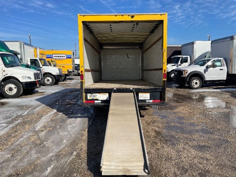 Light Duty Box Truck-Light and Medium Duty Trucks-GMC-2021-Savana G33903-Dallas-TX-141,897\n\t\tmiles-$ 21,250 - Image 9