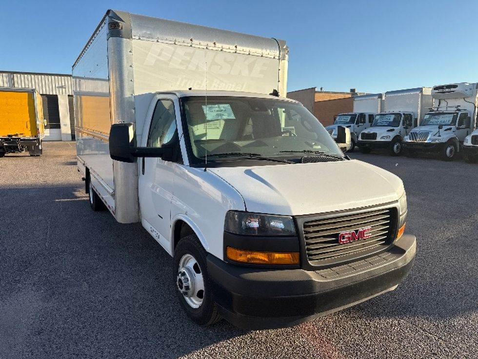 Light Duty Box Truck-Light and Medium Duty Trucks-GMC-2021-Savana G33903-Dallas-TX-72,089\n\t\tmiles-$ 33,500 - Image 1