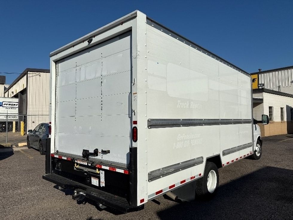 Light Duty Box Truck-Light and Medium Duty Trucks-GMC-2021-Savana G33903-Dallas-TX-72,089\n\t\tmiles-$ 33,500 - Image 12