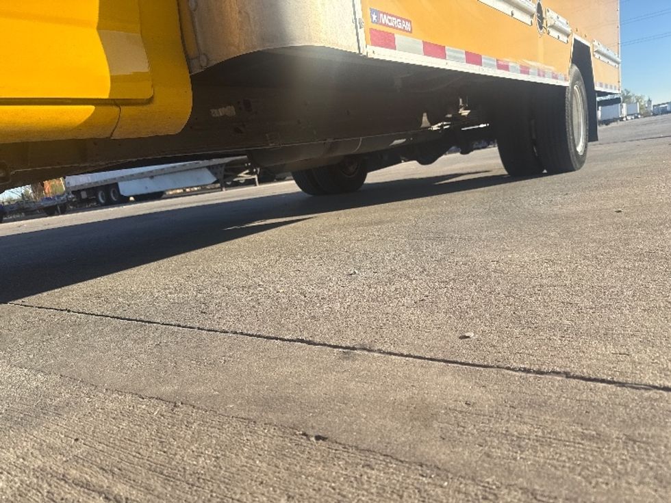 Light Duty Box Truck-Light and Medium Duty Trucks-GMC-2021-Savana G33903-Dallas-TX-90,012\n\t\tmiles-$ 27,500 - Image 5