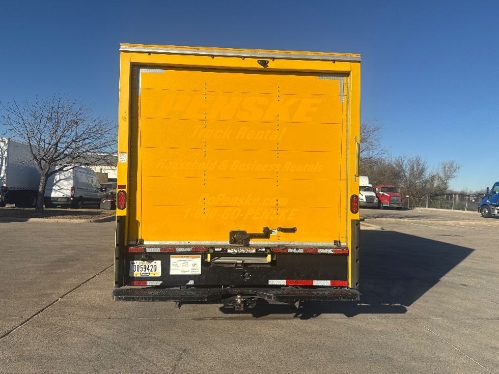 Light Duty Box Truck-Light and Medium Duty Trucks-GMC-2021-Savana G33903-Dallas-TX-90,012\n\t\tmiles-$ 27,500 - Image 7