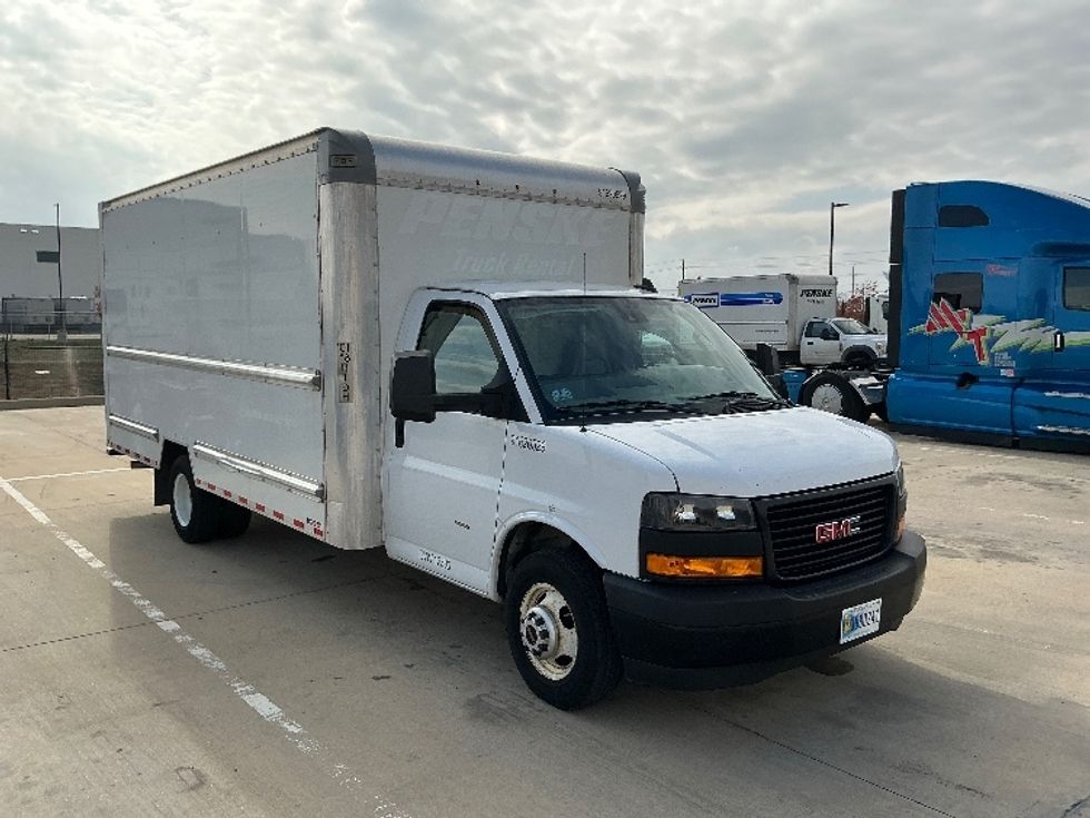 Light Duty Box Truck-Light and Medium Duty Trucks-GMC-2021-Savana G33903-Dallas-TX-94,192\n\t\tmiles-$ 30,500 - Image 1