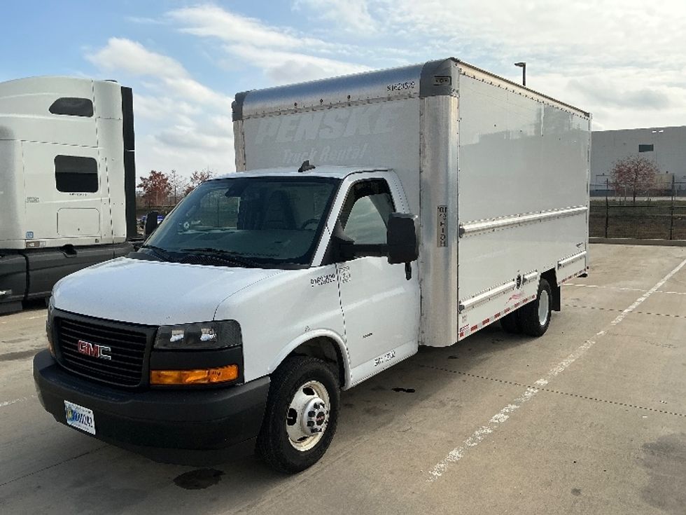 Light Duty Box Truck-Light and Medium Duty Trucks-GMC-2021-Savana G33903-Dallas-TX-94,192\n\t\tmiles-$ 30,500 - Image 3