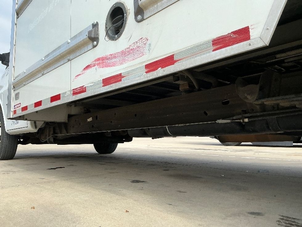 Light Duty Box Truck-Light and Medium Duty Trucks-GMC-2021-Savana G33903-Dallas-TX-94,192\n\t\tmiles-$ 30,500 - Image 5