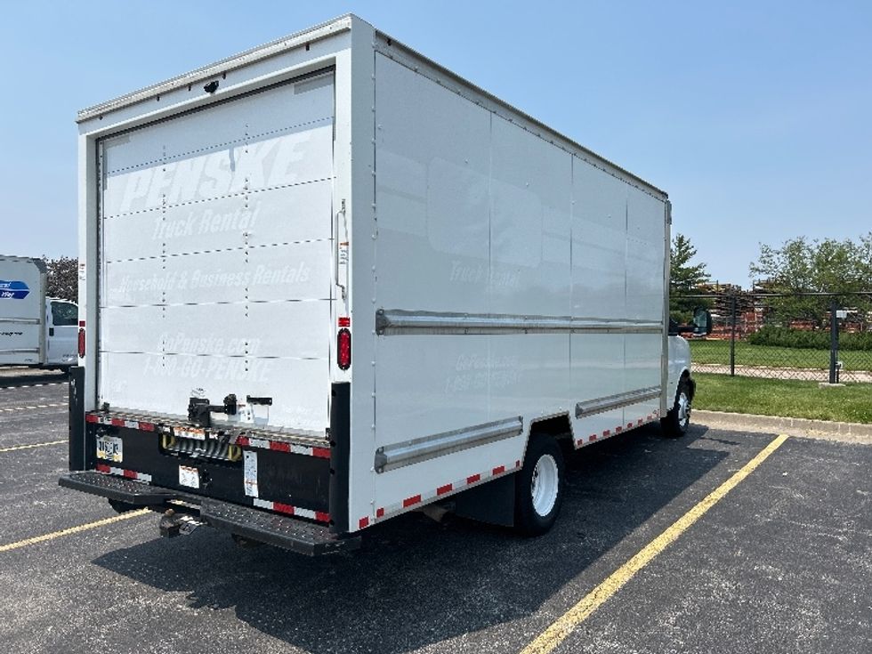 Light Duty Box Truck-Light and Medium Duty Trucks-GMC-2021-Savana G33903-Davenport-IA-105,608\n\t\tmiles-$ 27,250 - Image 13