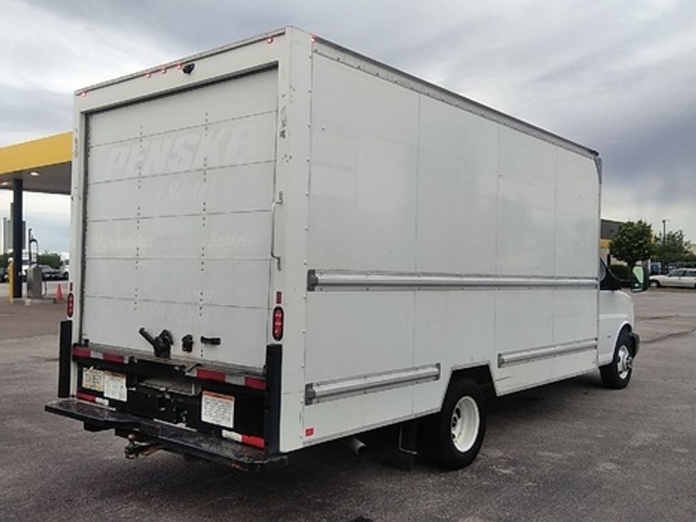 Light Duty Box Truck-Light and Medium Duty Trucks-GMC-2021-Savana G33903-Davenport-IA-86,890\n\t\tmiles-$ 31,000 - Image 11